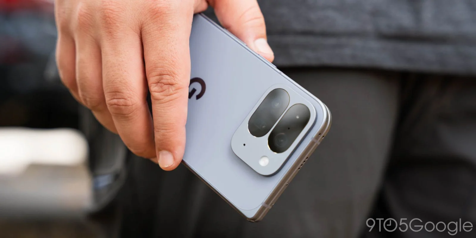 Google and Samsung's Custom Chips Rise as Smartphone Shipments Decline