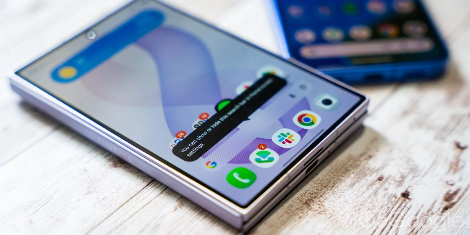 Samsung Galaxy Phones Get Updated Homescreen with Google Search Bar Feature