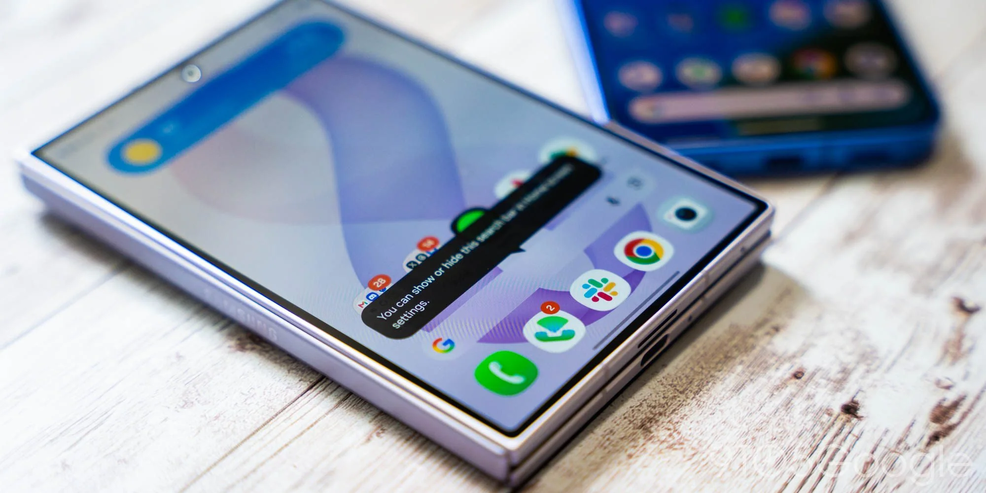 Samsung Galaxy Homescreen with Google Search Bar