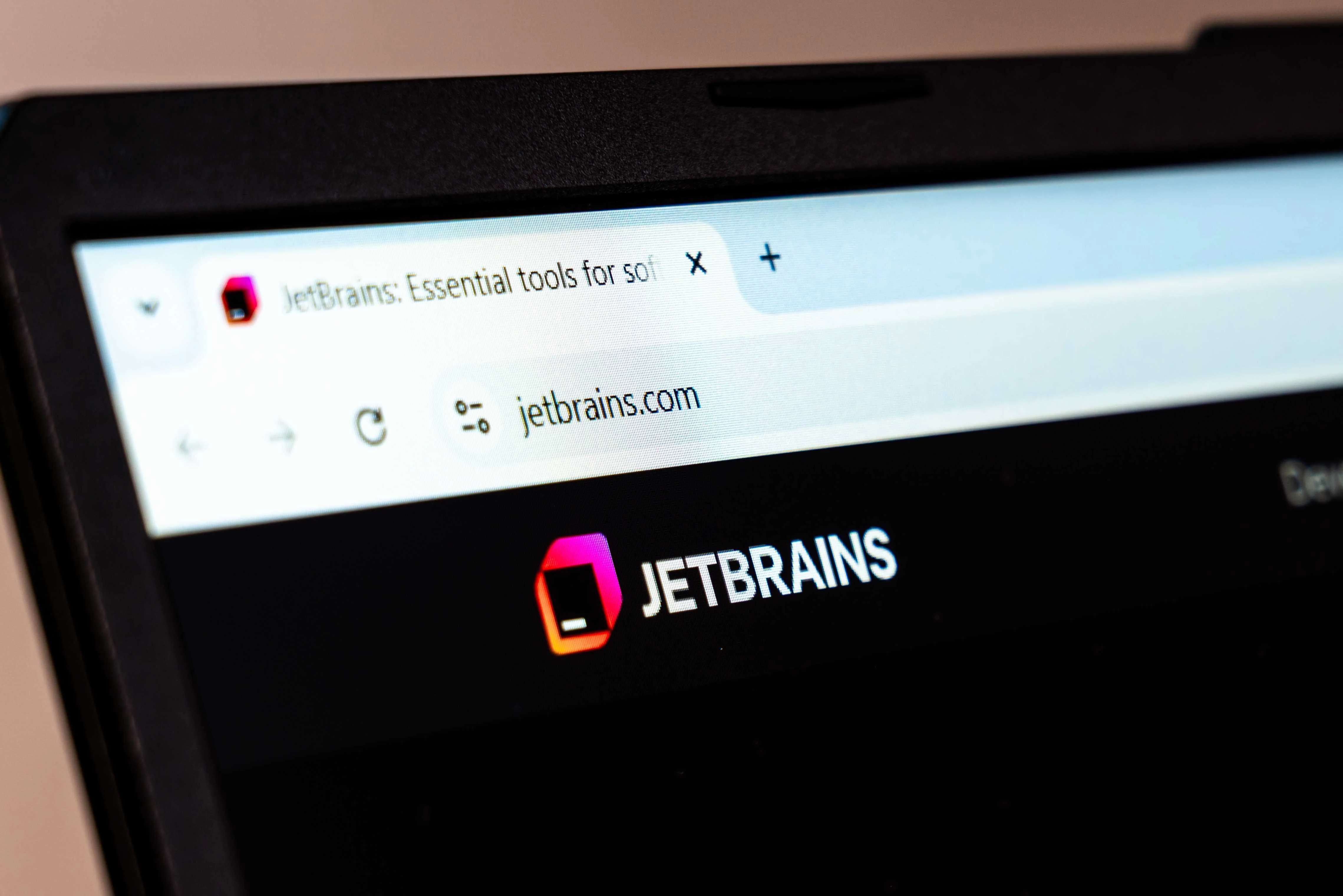 JetBrains Alerts Users to Critical TeamCity Vulnerability Impacting DevOps Security